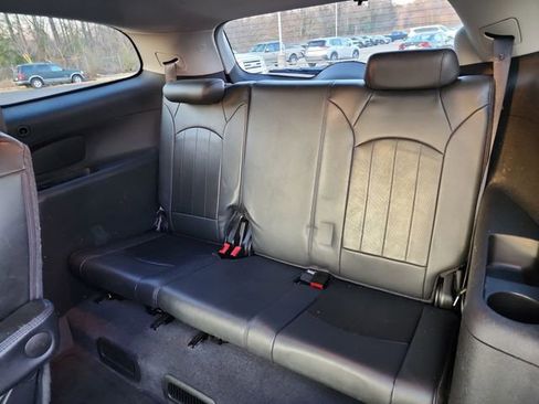 Used 2011 Buick Enclave CXL w/ LPO, Cargo Convenience Pkg image 24