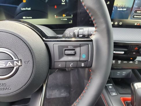 New 2026 Nissan Kicks SR w/ SR Premium Package FWD image 23