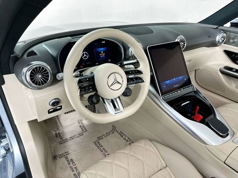 Certified 2022 Mercedes-Benz SL 55 AMG 4MATIC image 9