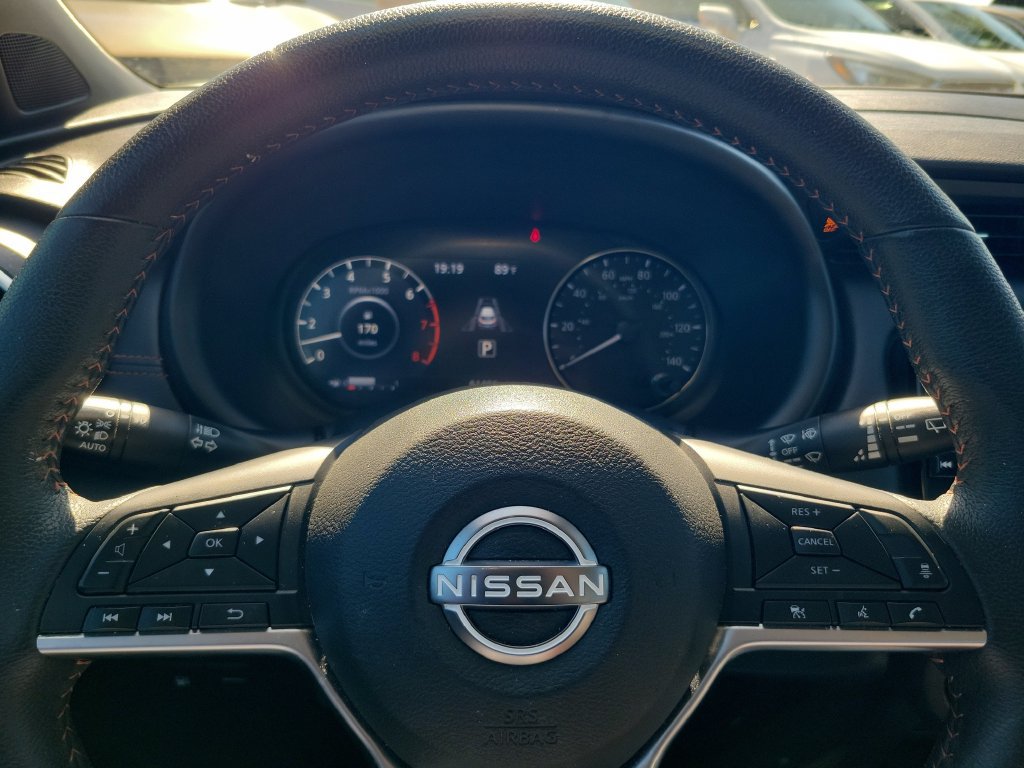 Certified 2023 Nissan Kicks SR w/ SR Premium Package FWD image 20