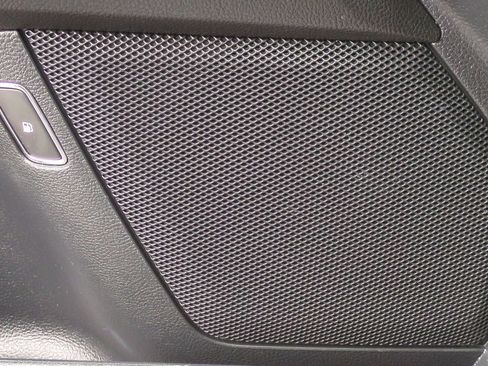 Used 2018 Ford Fusion Titanium image 33