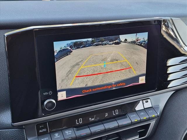 Used 2025 Toyota Camry LE FWD image 13