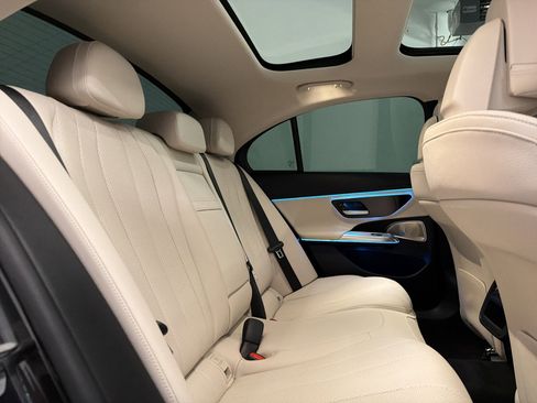 Certified 2024 Mercedes-Benz E 350 4MATIC Sedan image 28