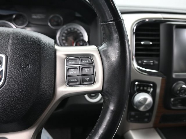 Used 2017 RAM 1500 Laramie w/ Convenience Group AWD/4WD image 32