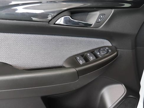 Certified 2025 Chevrolet TrailBlazer LT AWD/4WD image 14