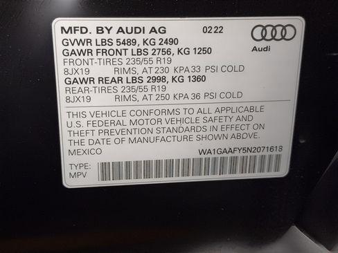 Used 2022 Audi Q5 2.0T Premium w/ Convenience Package image 27