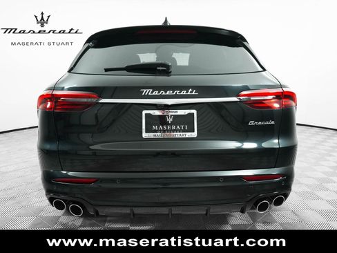 New 2025 Maserati Grecale GT image 11