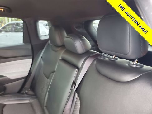 Used 2023 Jeep Compass Latitude AWD/4WD image 13