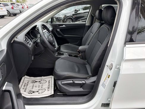 Used 2019 Volkswagen Tiguan S FWD image 18