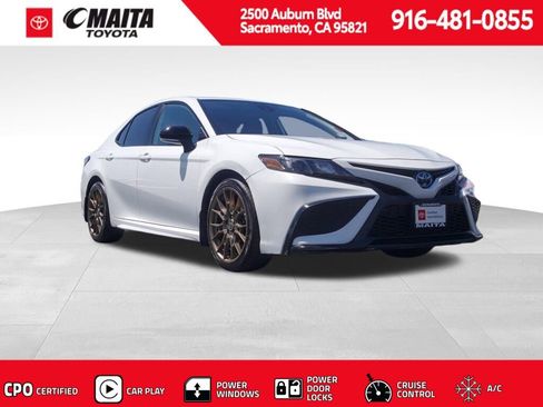 Certified 2023 Toyota Camry SE image 1