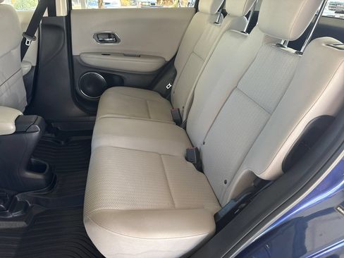 Used 2016 Honda HR-V EX image 19