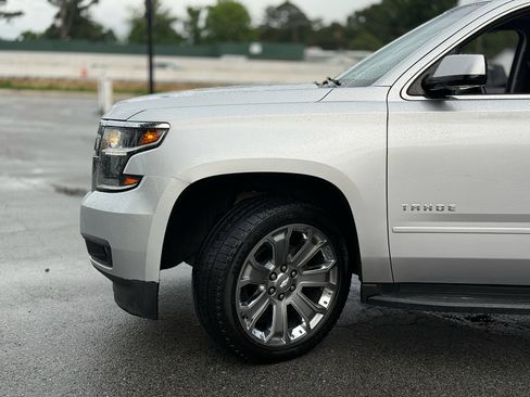 Used 2020 Chevrolet Tahoe LT w/ Luxury Package RWD image 10
