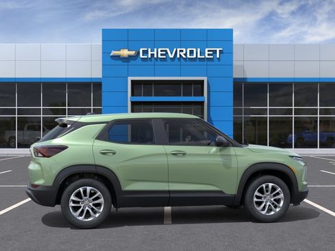 New 2026 Chevrolet TrailBlazer LS w/ LS Confidence Package FWD image 5