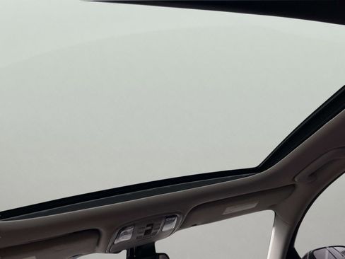 Used 2020 Kia Optima SX image 9