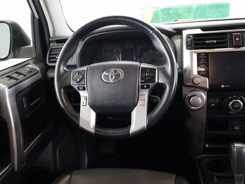 Used 2021 Toyota 4Runner SR5 Premium image 12