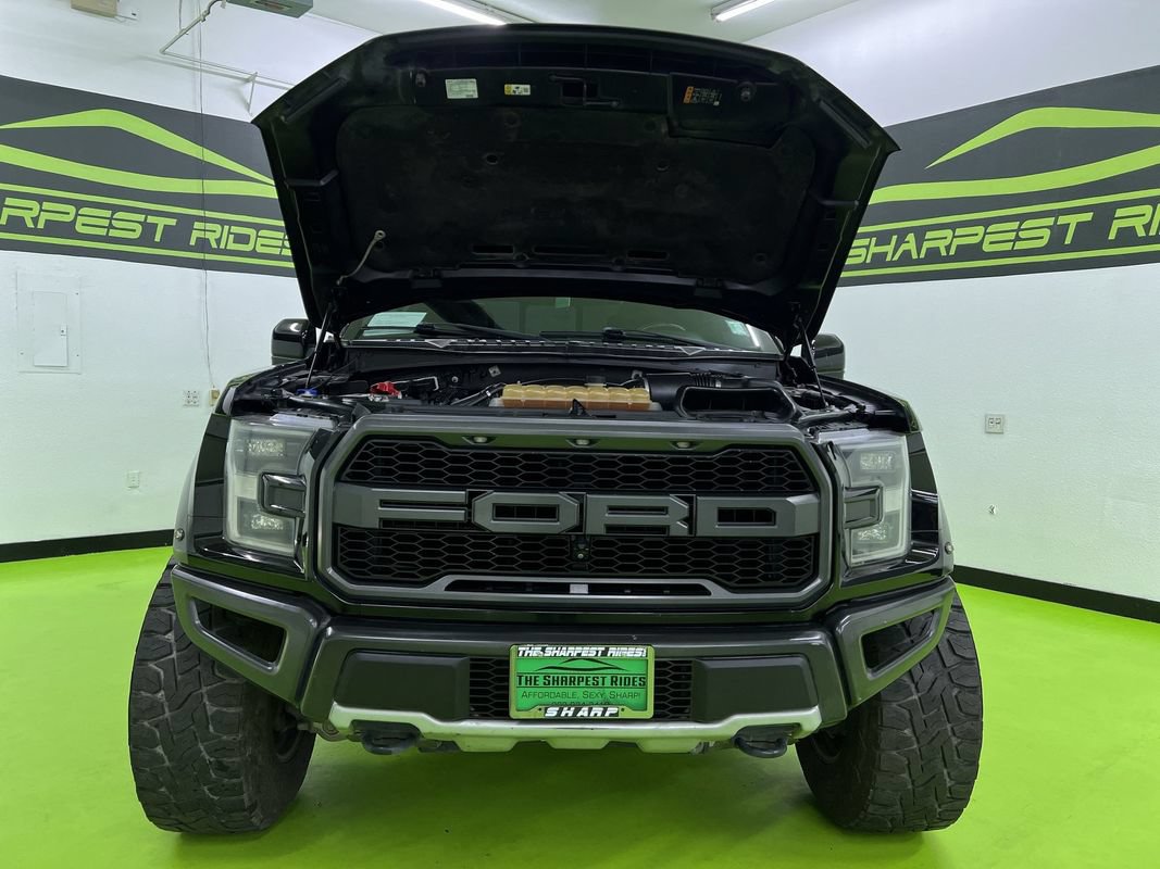 Used 2017 Ford F150 Raptor w/ Equipment Group 802A Luxury AWD/4WD image 4