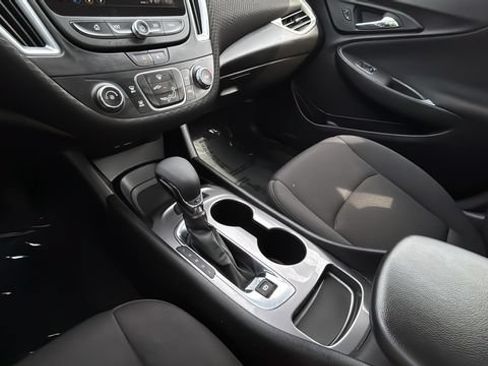 Used 2024 Chevrolet Malibu LS w/ Driver Confidence Package FWD image 14