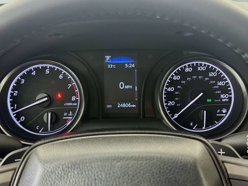 Used 2024 Toyota Camry SE FWD image 14