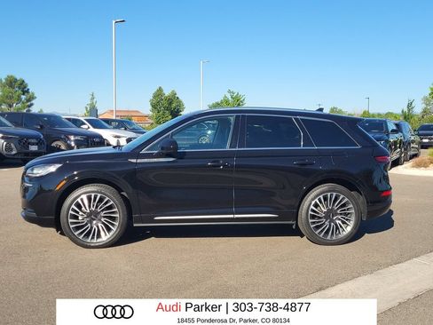 Used 2022 Lincoln Corsair AWD w/ Premium Package image 2