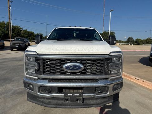 Used 2025 Ford F350 Lariat w/ Lariat Ultimate Package AWD/4WD image 9