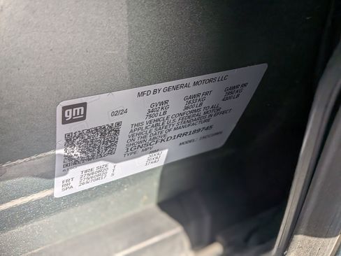 Used 2024 Chevrolet Suburban Premier image 37