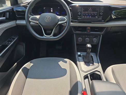 Used 2022 Volkswagen Taos S FWD image 19