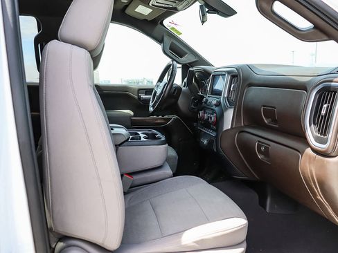 Used 2021 Chevrolet Silverado 1500 LT image 15