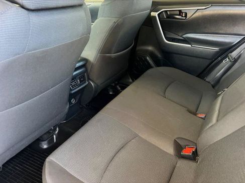 Certified 2024 Toyota RAV4 LE AWD/4WD image 4