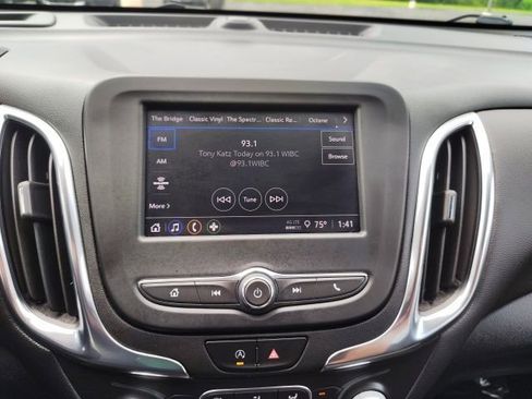 Used 2022 Chevrolet Equinox LT FWD image 18