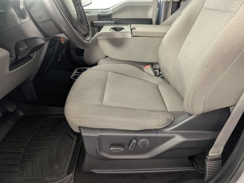 Used 2018 Ford F150 XLT w/ Equipment Group 302A Luxury AWD/4WD image 12