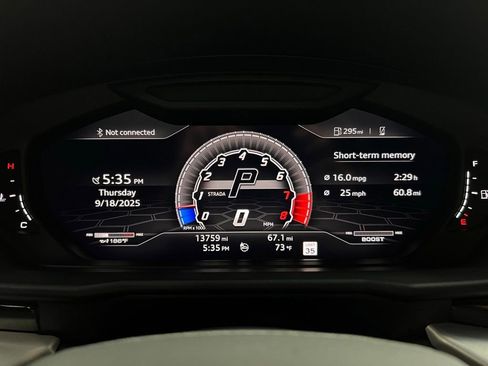 Used 2019 Lamborghini Urus AWD/4WD image 34