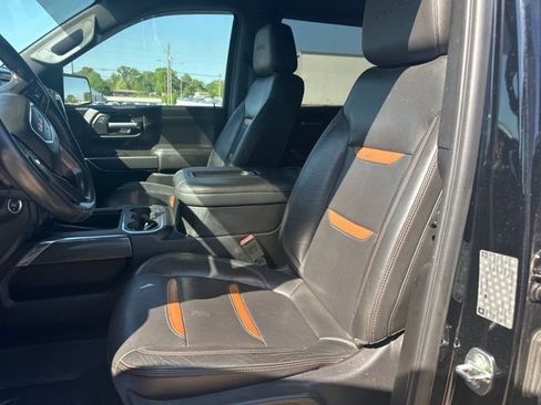 Used 2019 GMC Sierra 1500 AT4 w/ AT4 Premium Package AWD/4WD image 12