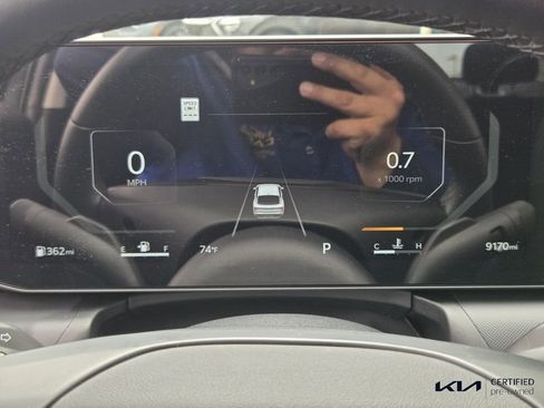 Certified 2025 Kia K4 EX image 26