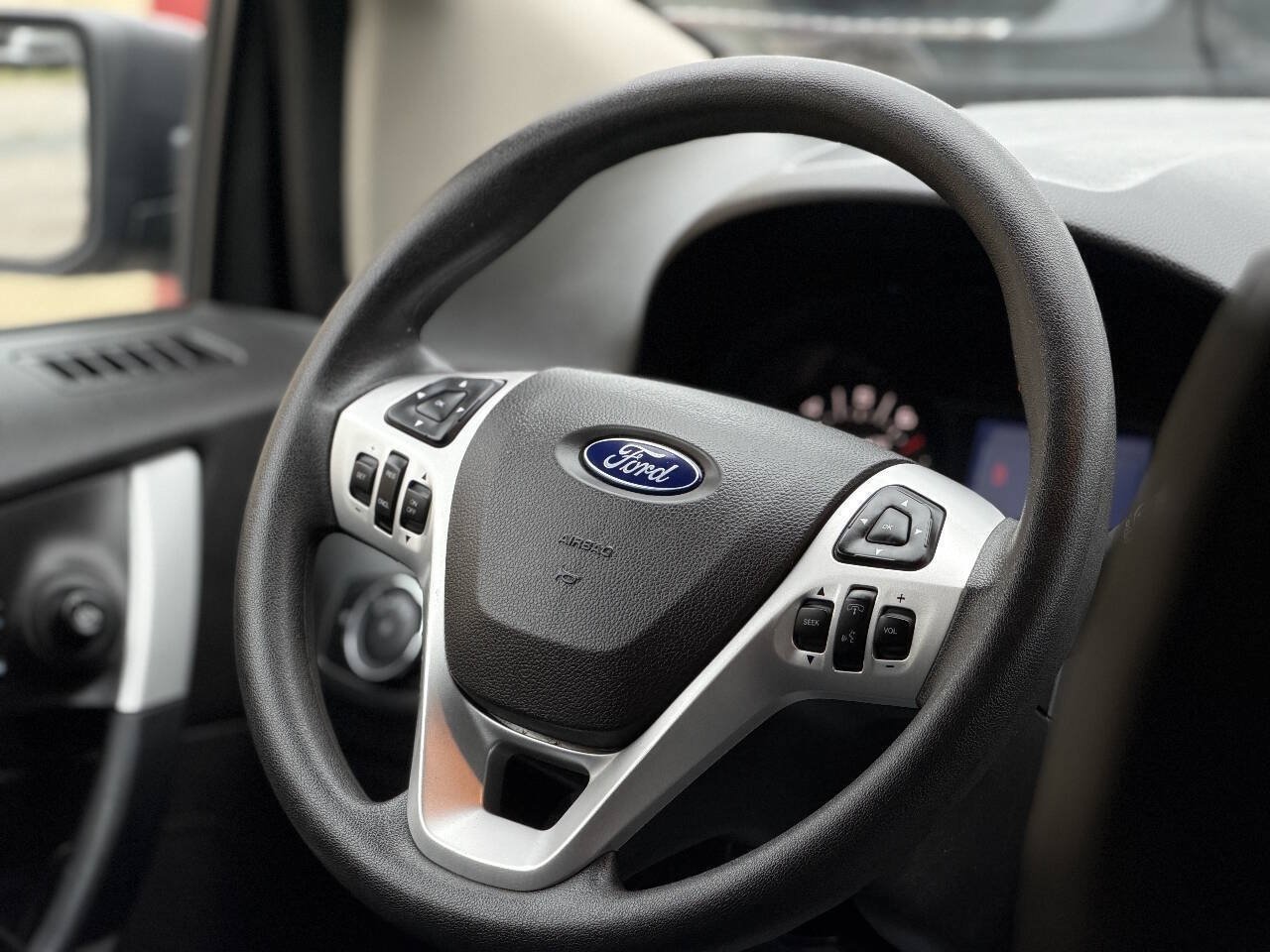 Used 2014 Ford Edge SE w/ Equipment Group 101A AWD/4WD image 11