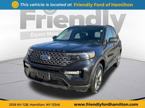 Used 2021 Ford Explorer XLT w/ Equipment Group 202A AWD/4WD image 1