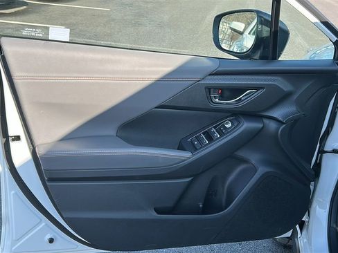 Certified 2025 Subaru Crosstrek 2.5i Limited w/ Popular Package #4A image 9