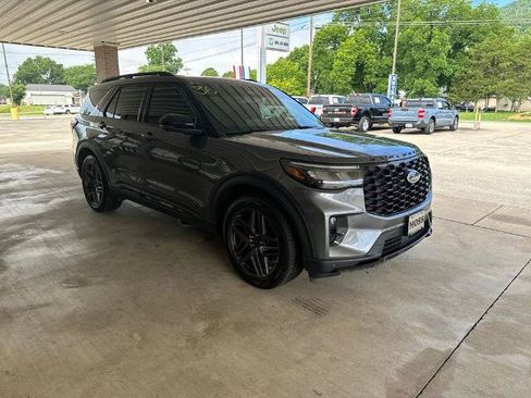 Certified 2025 Ford Explorer ST w/ Sun And Sound Package RWD image 3