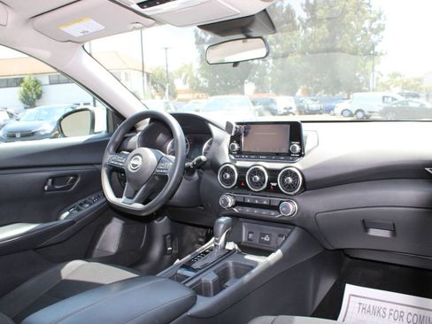 Used 2024 Nissan Sentra S FWD image 22