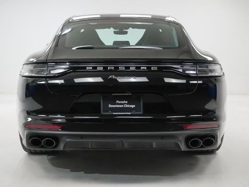 Used 2022 Porsche Panamera Platinum Edition image 11