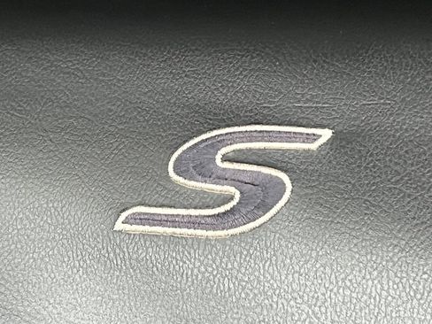 Used 2020 Chrysler Pacifica Touring-L Plus image 16