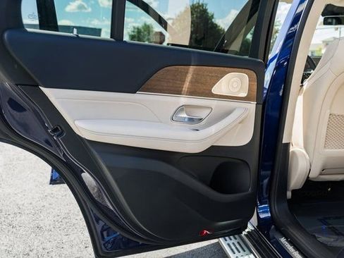 New 2026 Mercedes-Benz GLE 450 4MATIC image 32