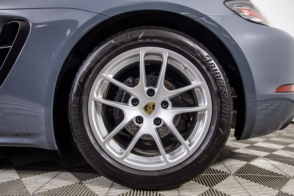 Used 2018 Porsche 718 Cayman RWD image 37