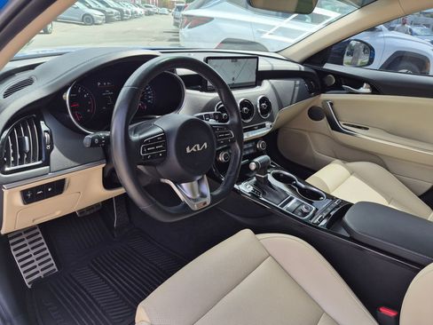 Used 2022 Kia Stinger GT-Line w/ Sun & Sound Package AWD/4WD image 15