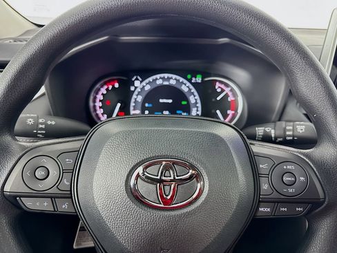 New 2025 Toyota RAV4 XLE image 15