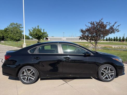 Used 2019 Kia Forte S FWD image 14