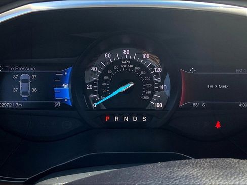 Used 2020 Ford Edge Titanium image 20