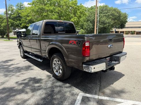 Used 2015 Ford F250 Lariat w/ Lariat Ultimate Package AWD/4WD image 7