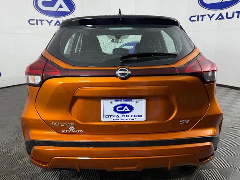 Used 2023 Nissan Kicks SV image 5