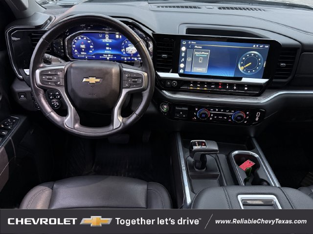 Used 2022 Chevrolet Silverado 1500 LTZ AWD/4WD image 14