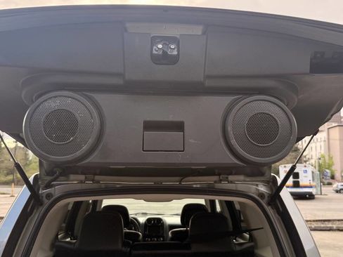 Used 2012 Jeep Patriot Limited w/ Sun/Sound Group image 11